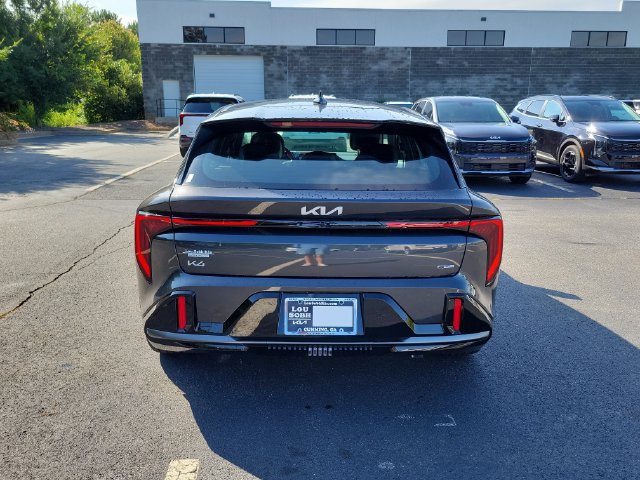 New 2026 Kia K4 GT-Line w/ GT-Line Premium Package FWD image 5