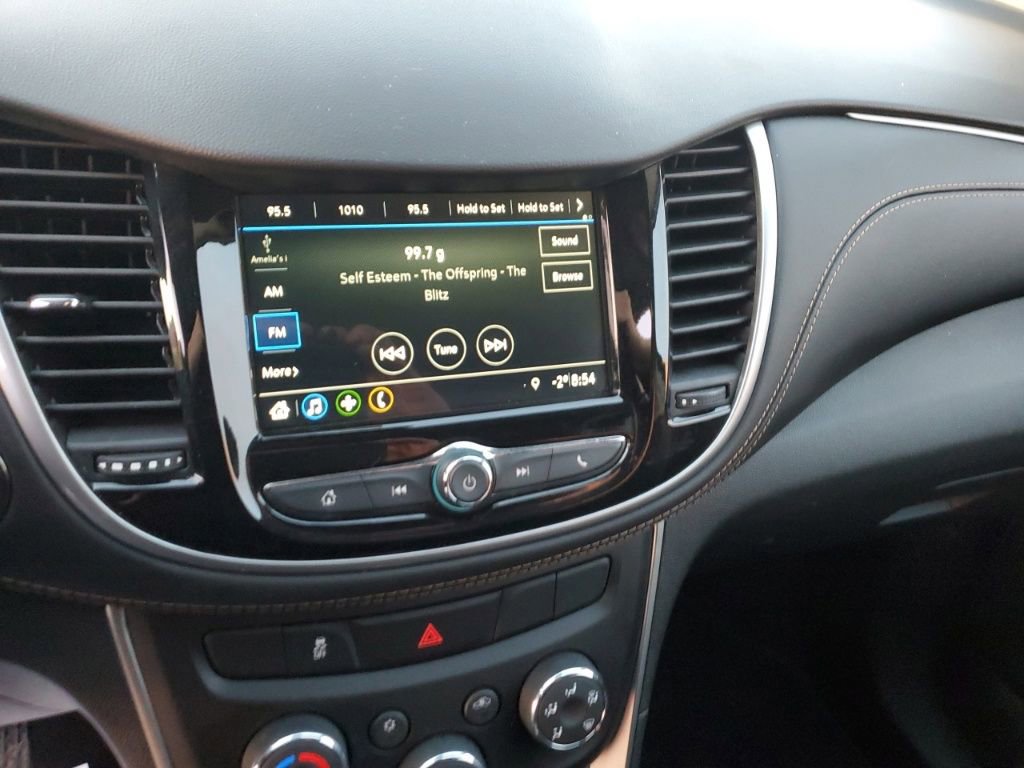 Used 2019 Chevrolet Trax LT w/ LT Convenience Package image 19