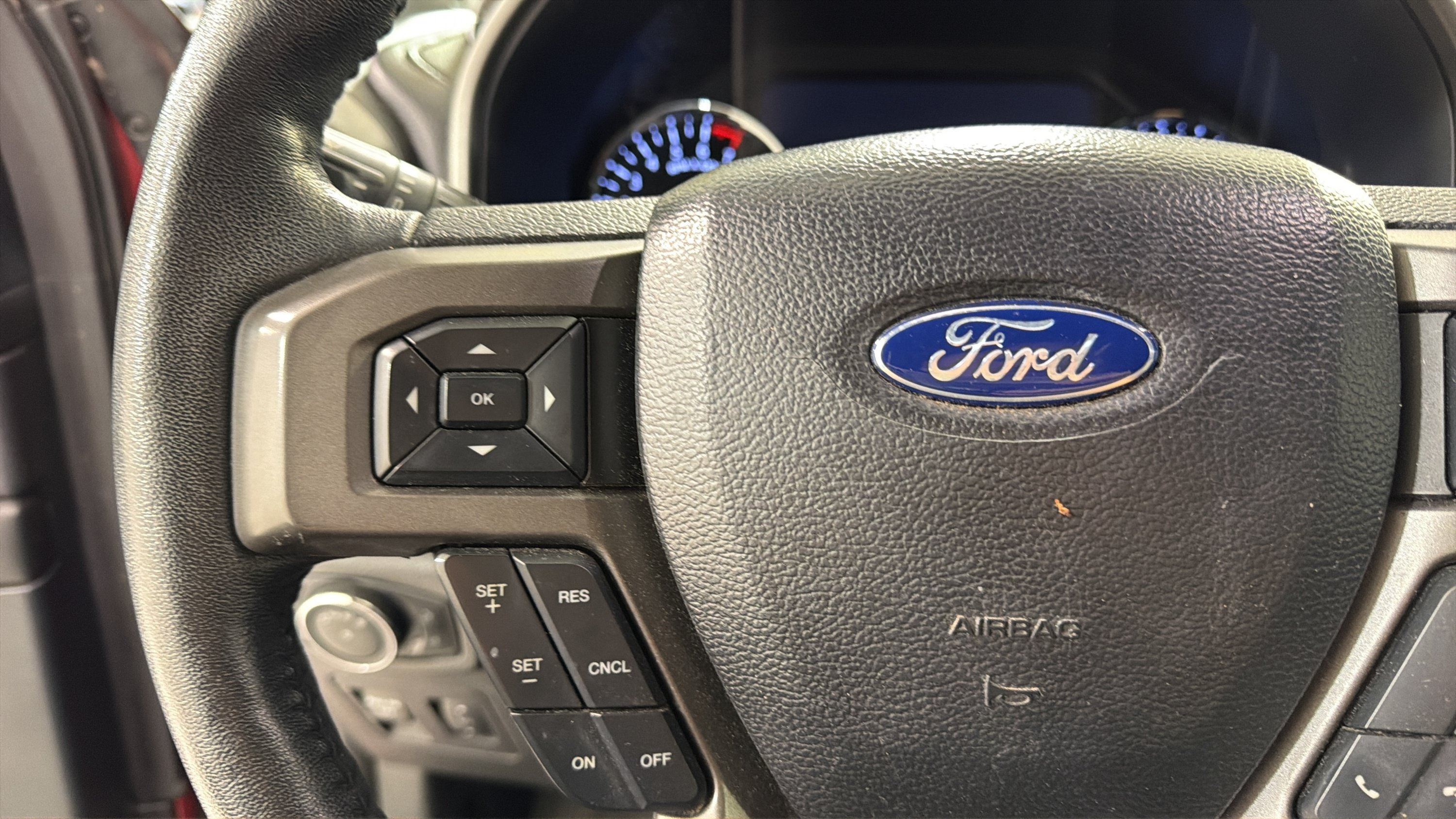 Used 2019 Ford Expedition Max XLT w/ Equipment Group 202A RWD image 13
