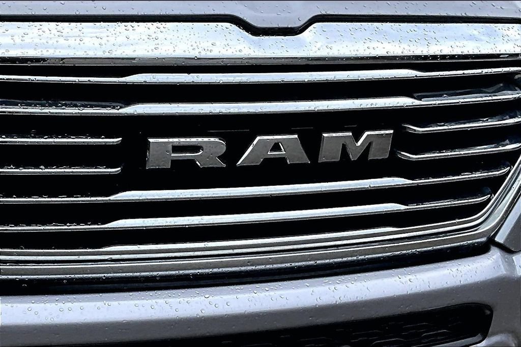 Used 2023 RAM 1500 Limited w/ Body Color Bumper Group AWD/4WD image 31