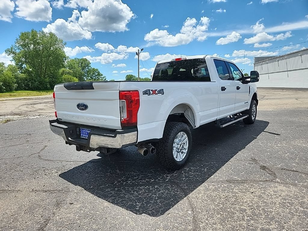 Used 2017 Ford F250 XLT AWD/4WD image 6