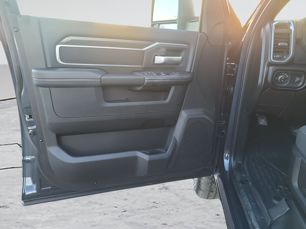 New 2026 RAM 2500 Big Horn AWD/4WD image 10