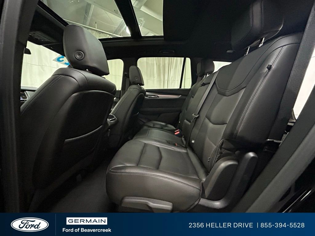 Used 2023 Cadillac XT6 Luxury image 27