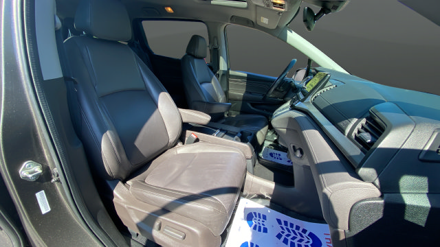 Used 2018 Honda Odyssey Touring image 25