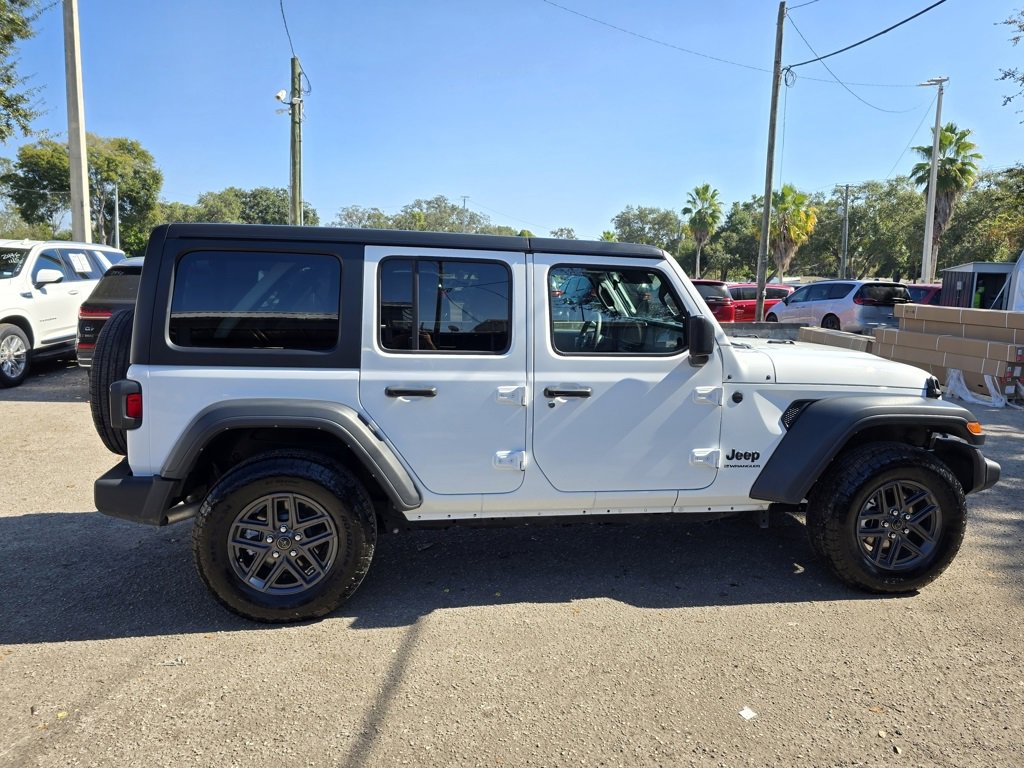 Used 2024 Jeep Wrangler Sport S image 7