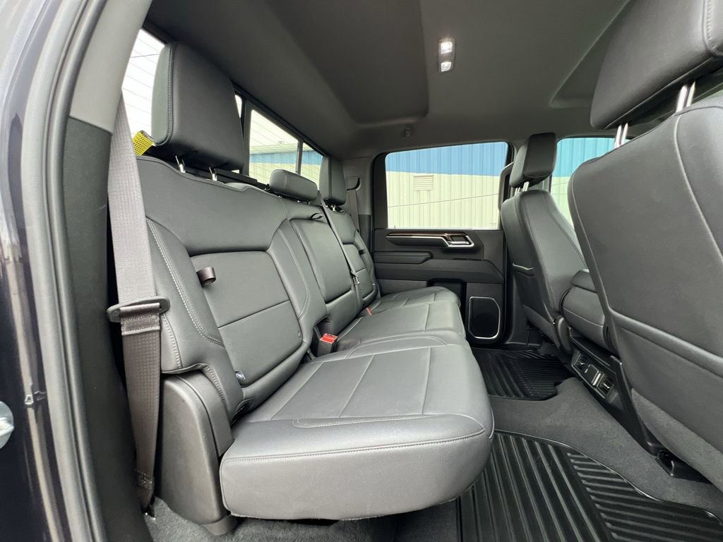 Used 2024 Chevrolet Silverado 3500 LT w/ Convenience Package image 27