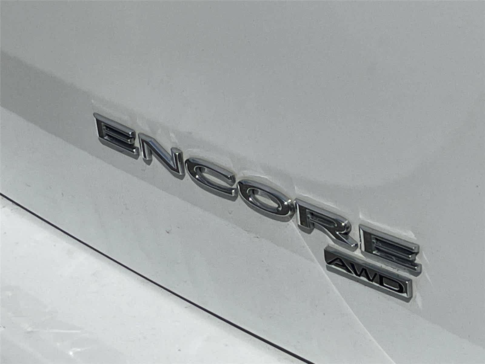Used 2018 Buick Encore Preferred AWD/4WD image 10