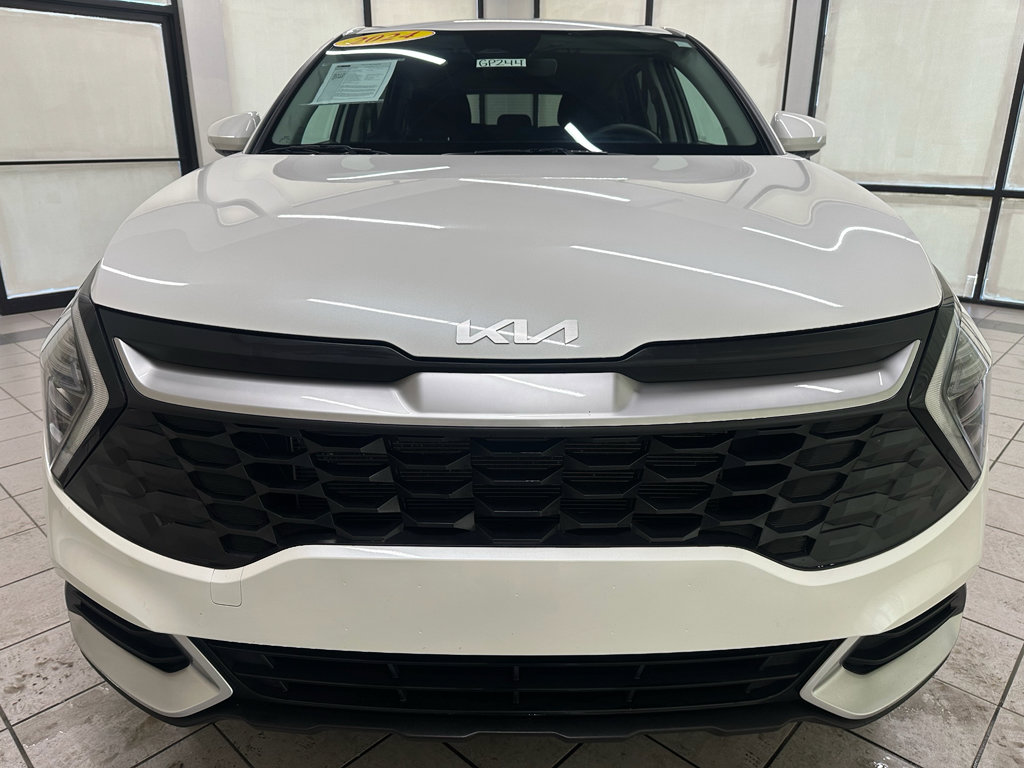 Used 2024 Kia Sportage LX image 12