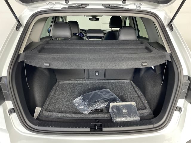 New 2026 Volkswagen Taos SEL AWD/4WD image 10