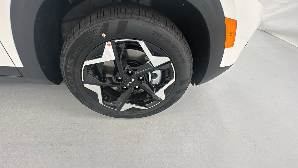 New 2026 Kia Seltos S image 9