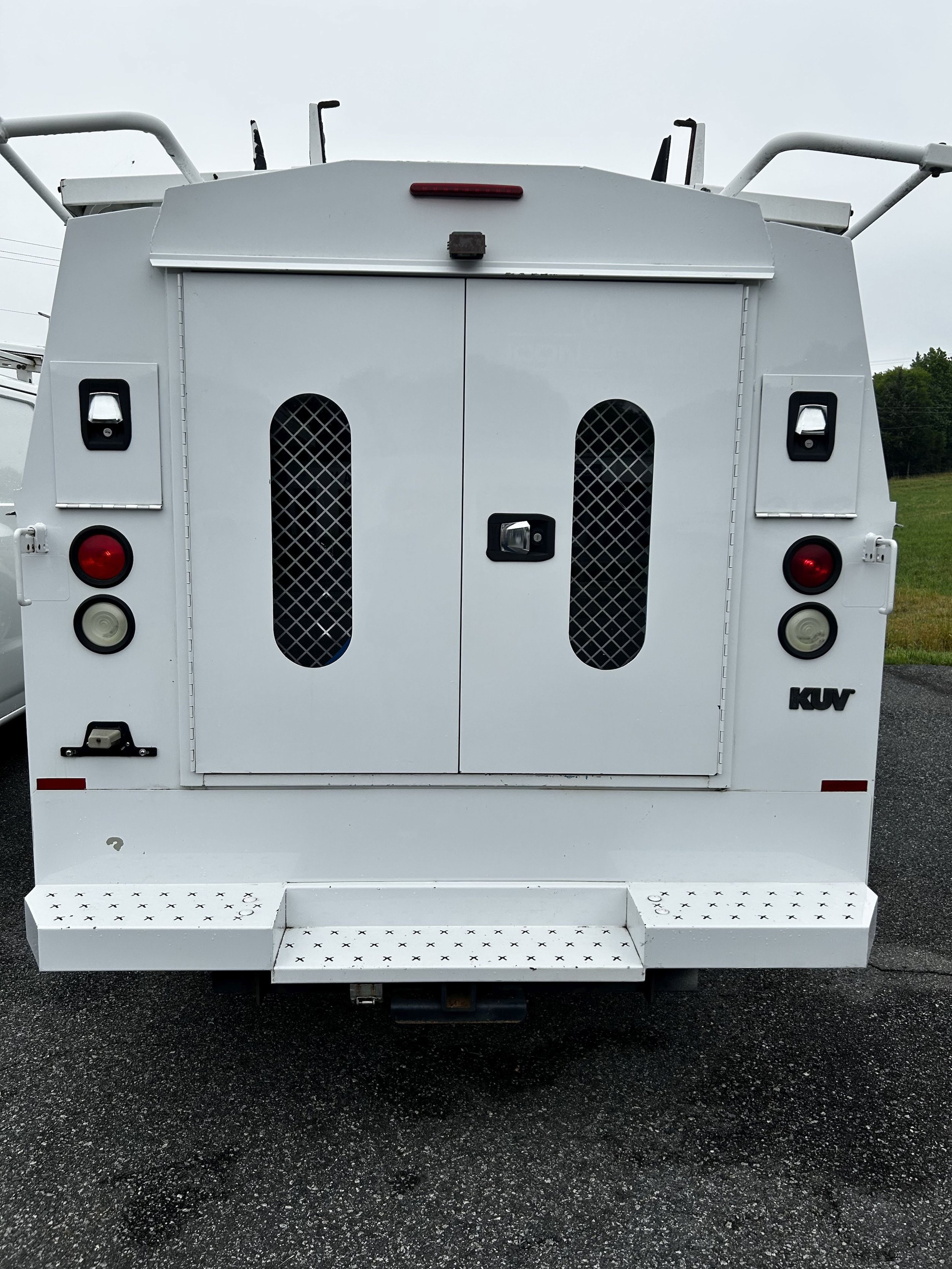 Used 2015 Ford F350 XL w/ Power Equipment Group RWD image 5