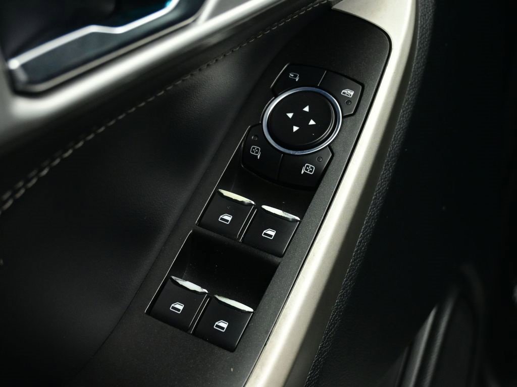 Used 2022 Ford Explorer Limited w/ Equipment Group 301A image 18