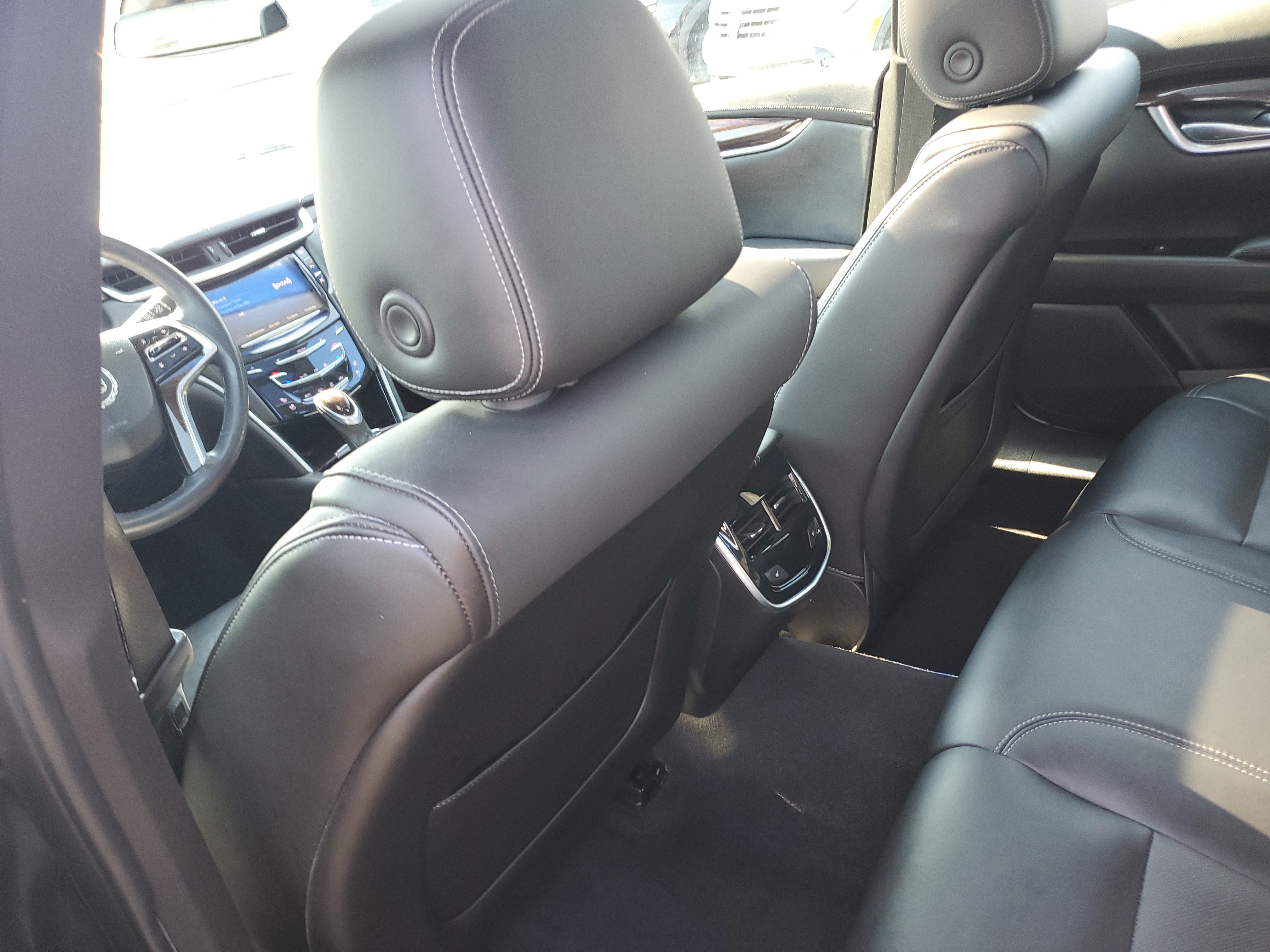 Used 2015 Cadillac XTS Luxury w/ Driver Awareness Package FWD image 13