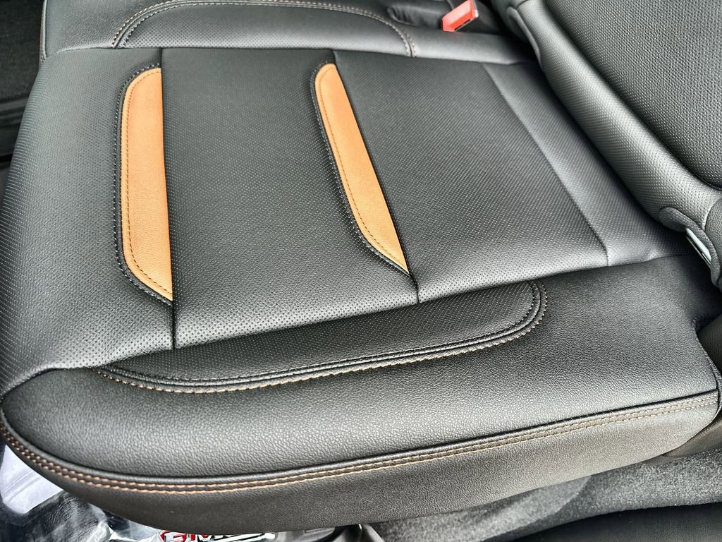 New 2026 GMC Sierra 2500 AT4 image 17