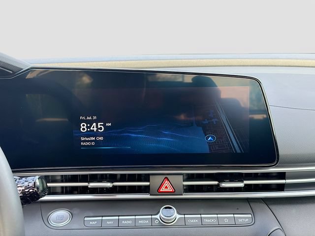 Certified 2025 Hyundai Elantra SEL FWD image 15