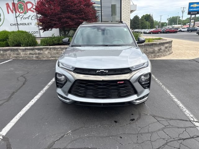 Used 2023 Chevrolet TrailBlazer RS w/ Sun and Liftgate Package AWD/4WD image 3