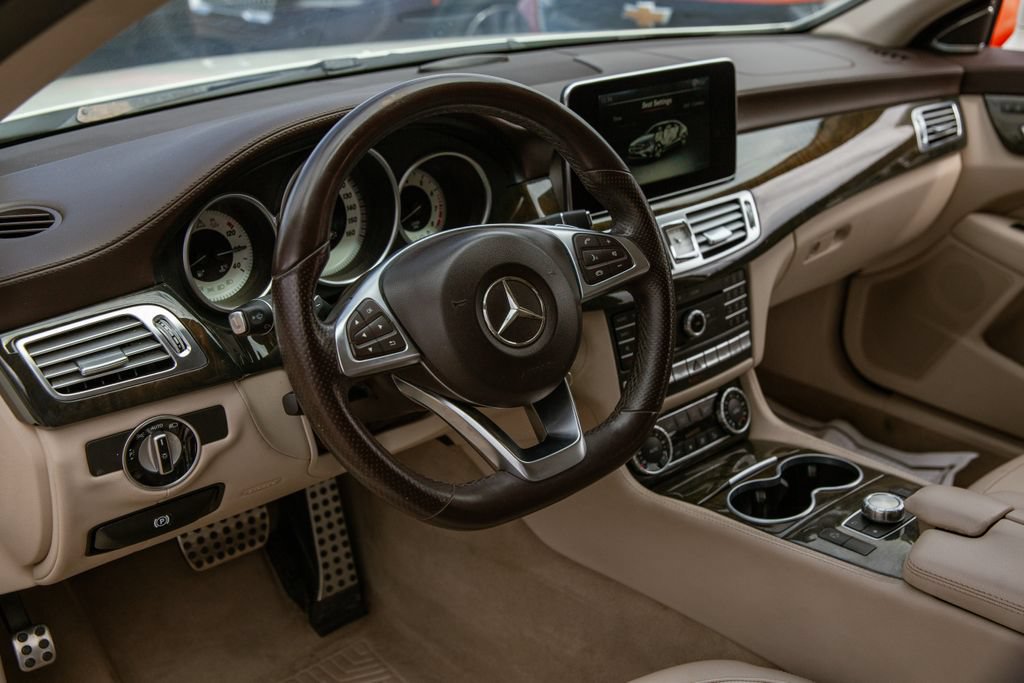 Used 2015 Mercedes-Benz CLS 400 w/ Premium 2 Package image 10