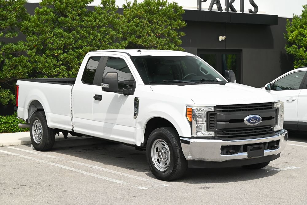 Used 2017 Ford F350 XL RWD image 3