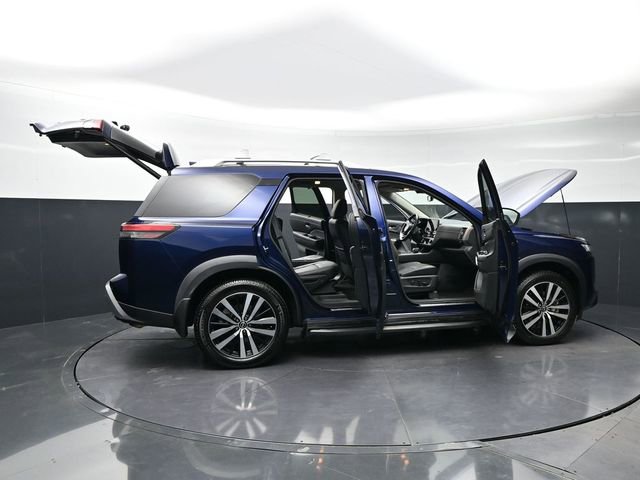 Used 2023 Nissan Pathfinder Platinum w/ Lighting Package (N93) image 42