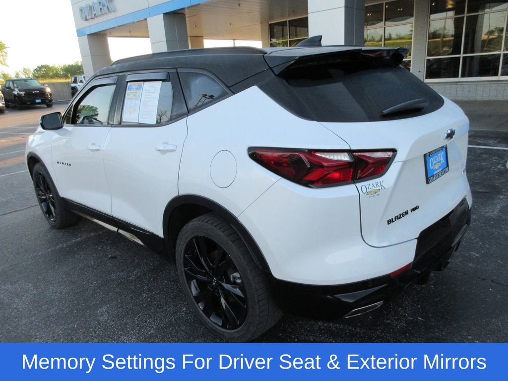 Certified 2022 Chevrolet Blazer RS w/ Enhanced Convenience Package AWD/4WD image 3