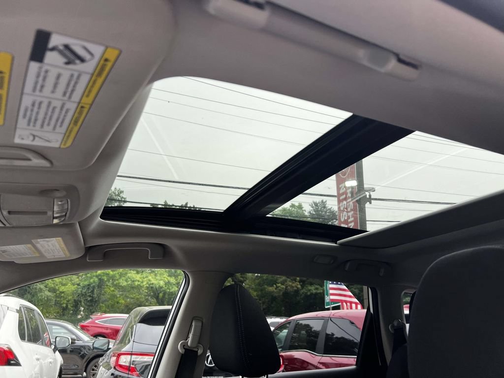Used 2019 Nissan Rogue SV w/ Sun & Sound Touring Package AWD/4WD image 19