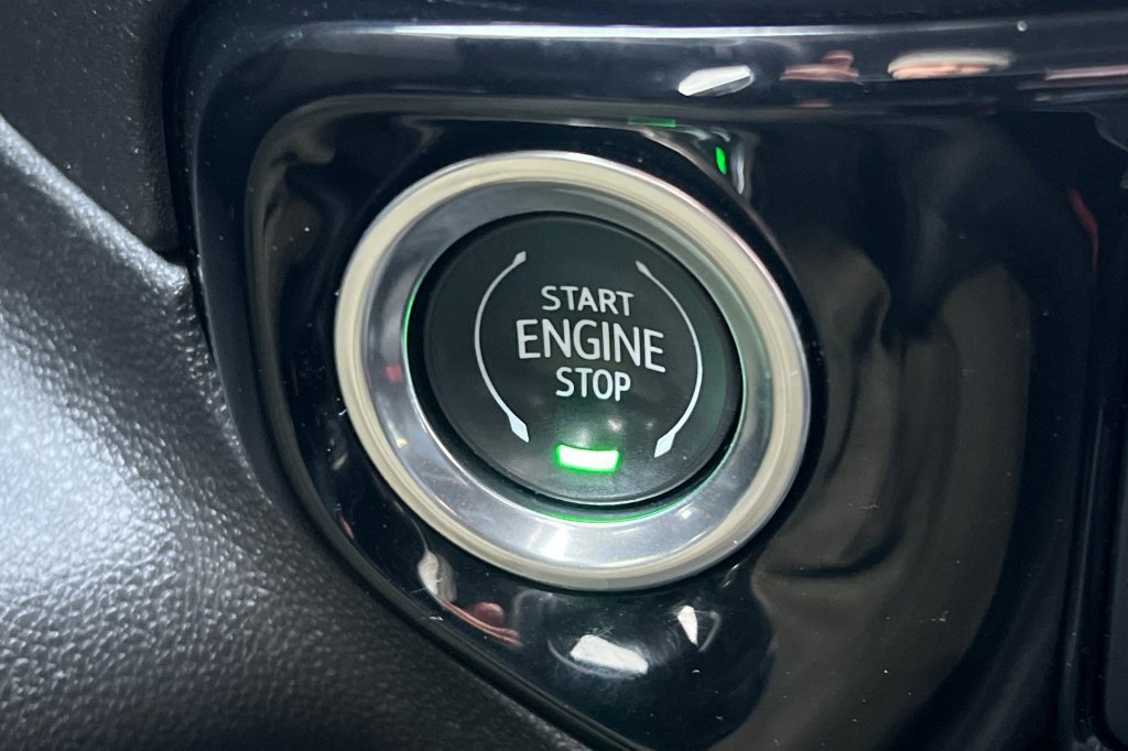 Used 2024 Chevrolet Silverado 3500 LT w/ Convenience Package image 19