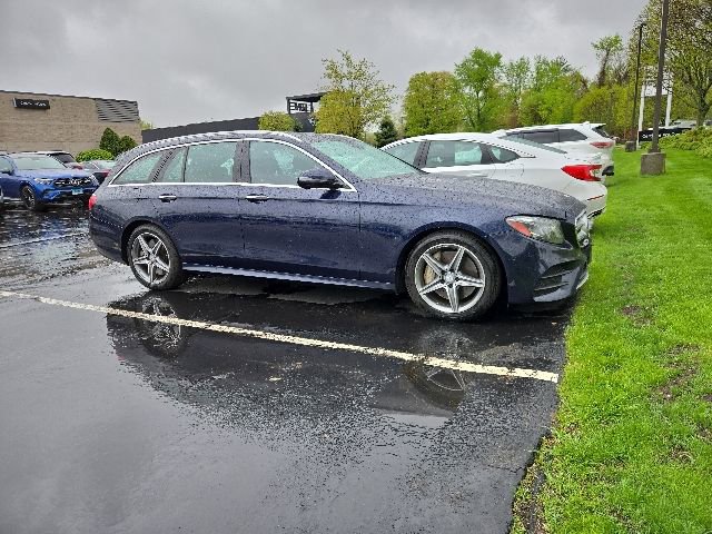 Certified 2017 Mercedes-Benz E 400 4MATIC Wagon image 1