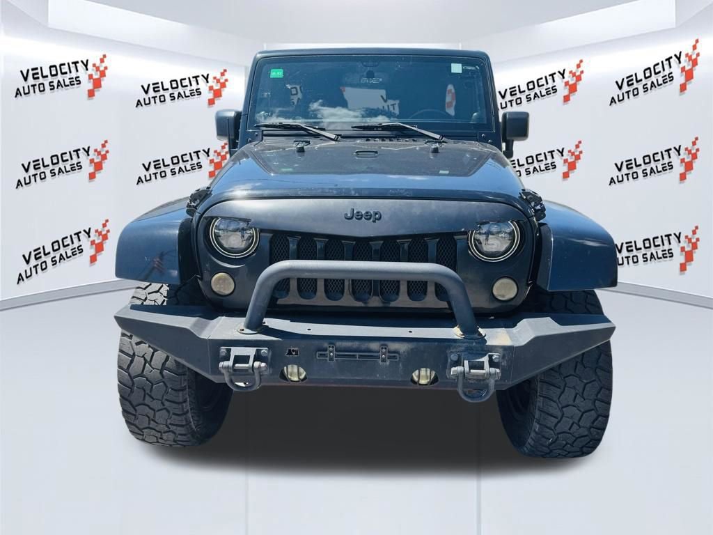 Used 2014 Jeep Wrangler Unlimited Sahara w/ Connectivity Group AWD/4WD image 8