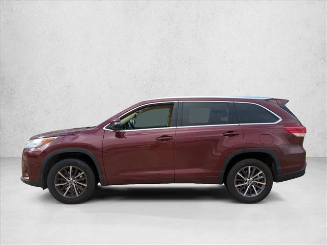 Used 2017 Toyota Highlander XLE image 8