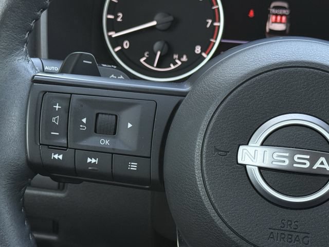 Used 2024 Nissan Rogue SV w/ SV Premium Package FWD image 13