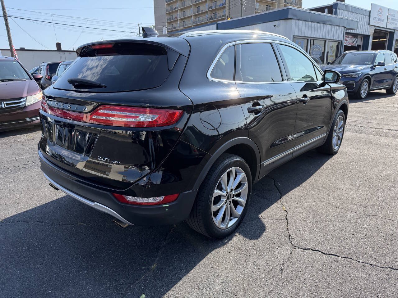 Used 2018 Lincoln MKC Select w/ Select Plus Package AWD/4WD image 6