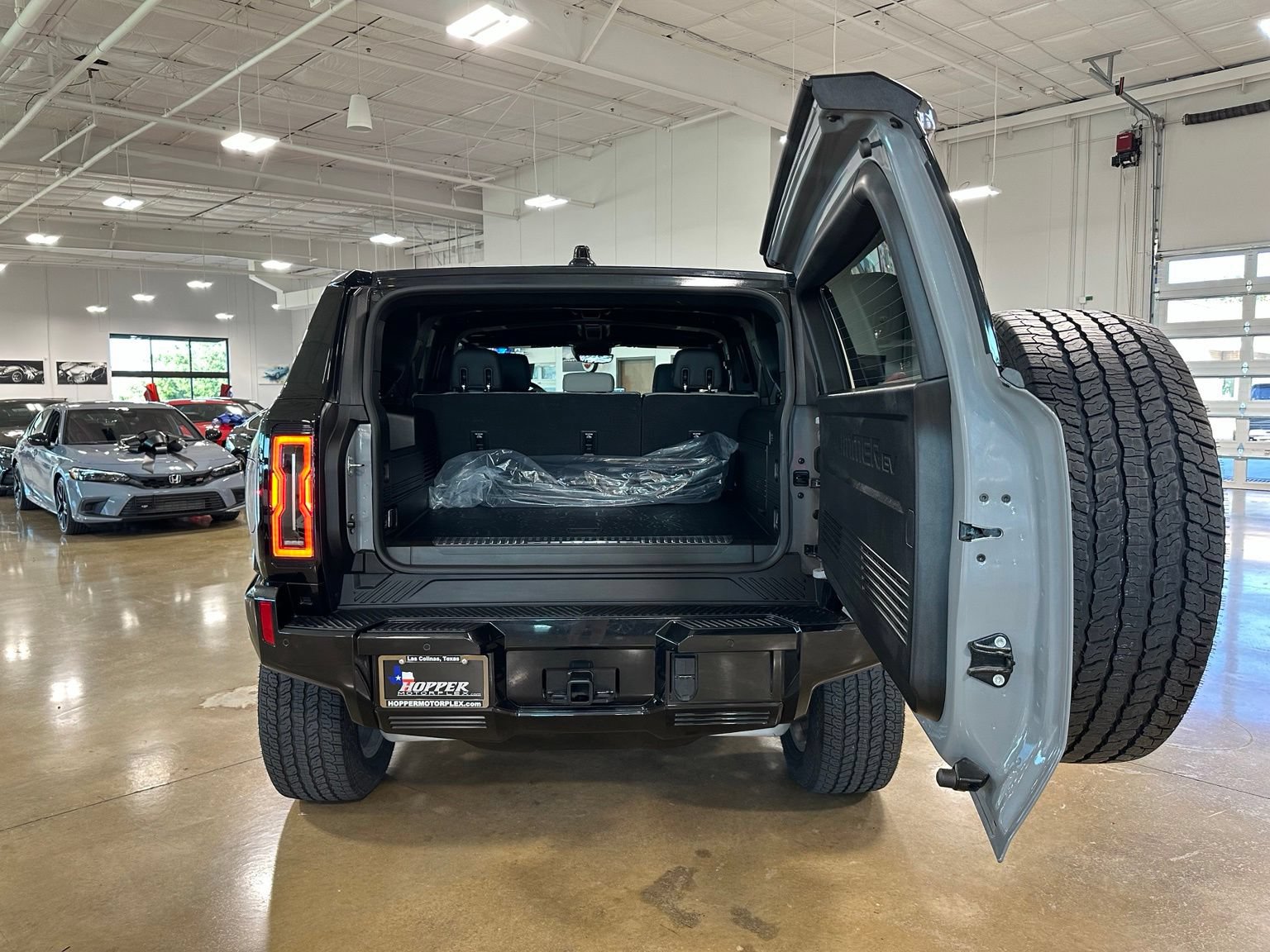 Used 2026 GMC Hummer EV SUV AWD/4WD image 49