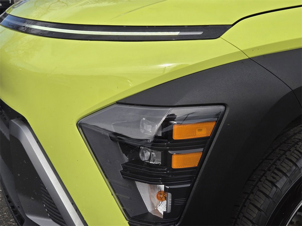 Used 2025 Hyundai Kona SEL image 5