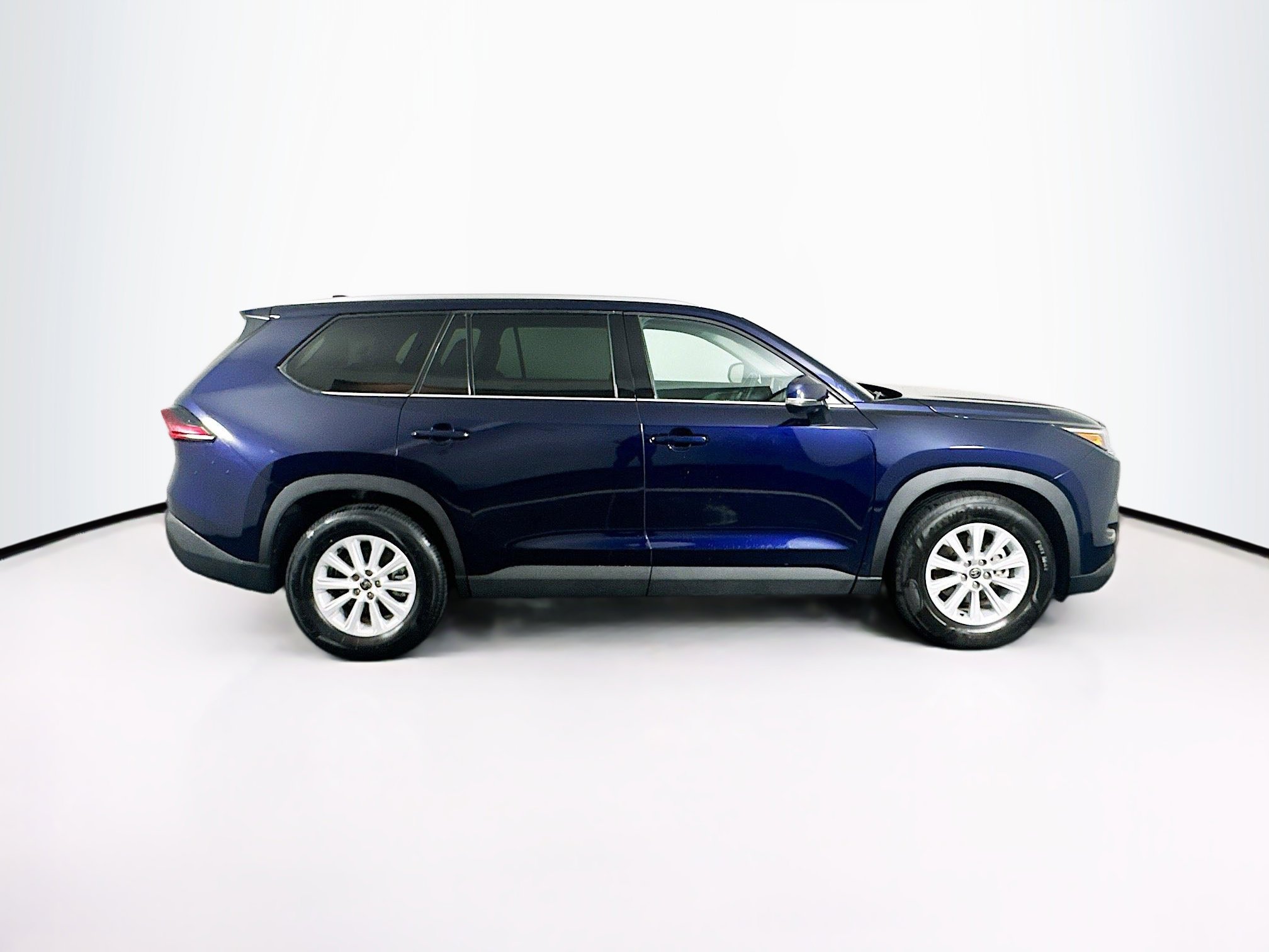 Used 2025 Toyota Grand Highlander FWD image 10