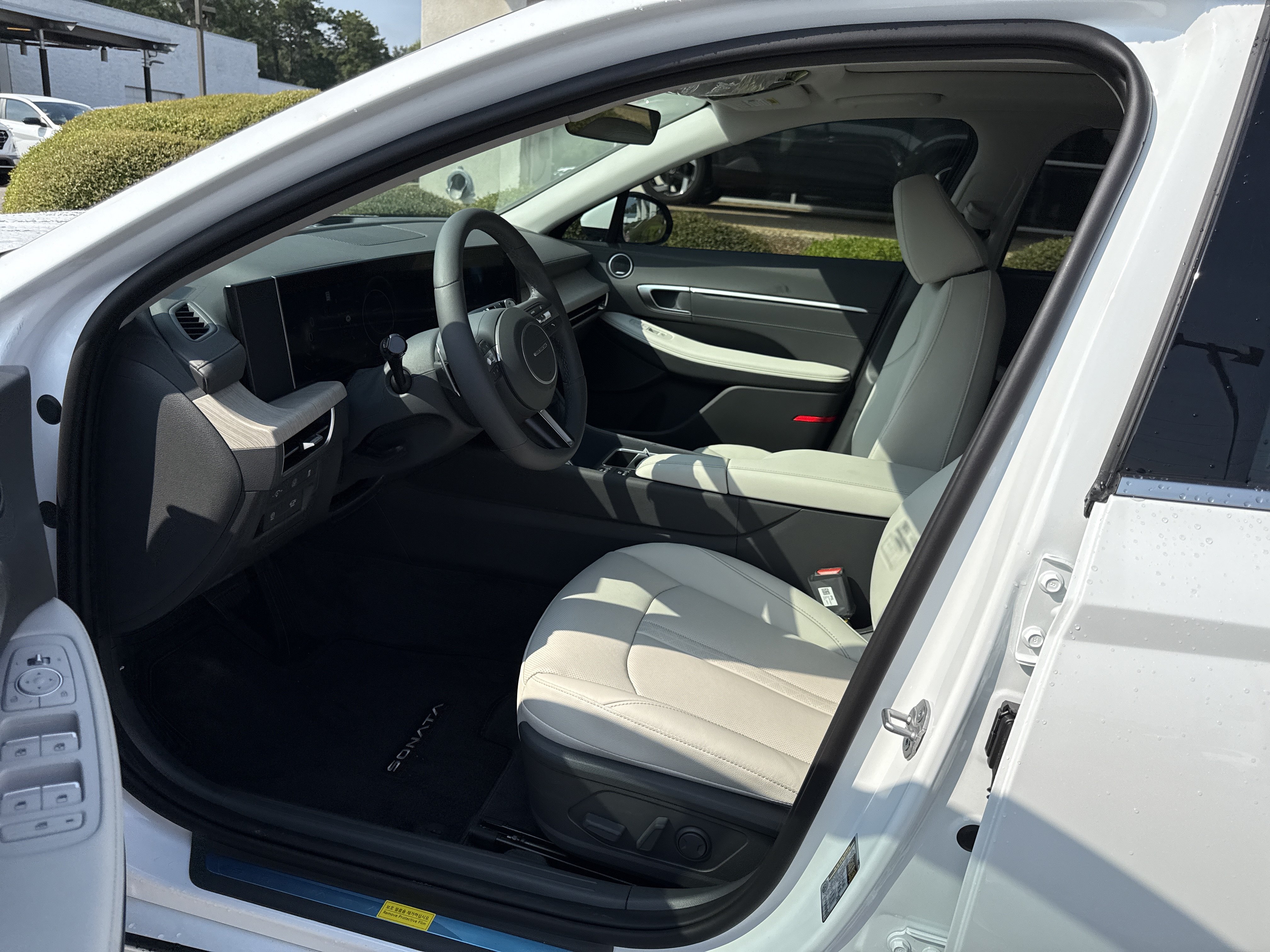 New 2026 Hyundai Sonata Limited FWD image 10