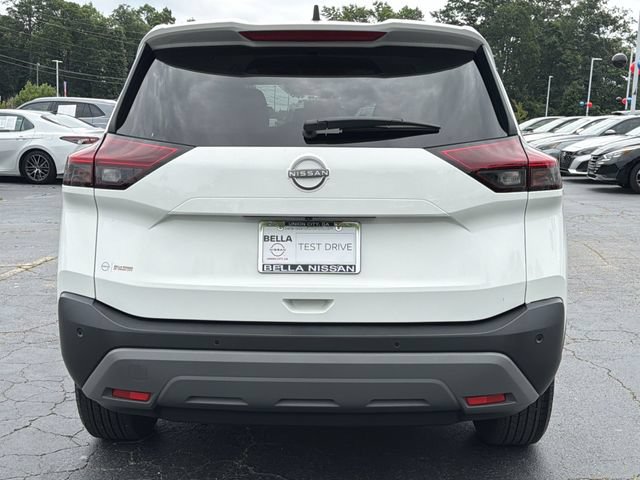 Certified 2022 Nissan Rogue S FWD image 2