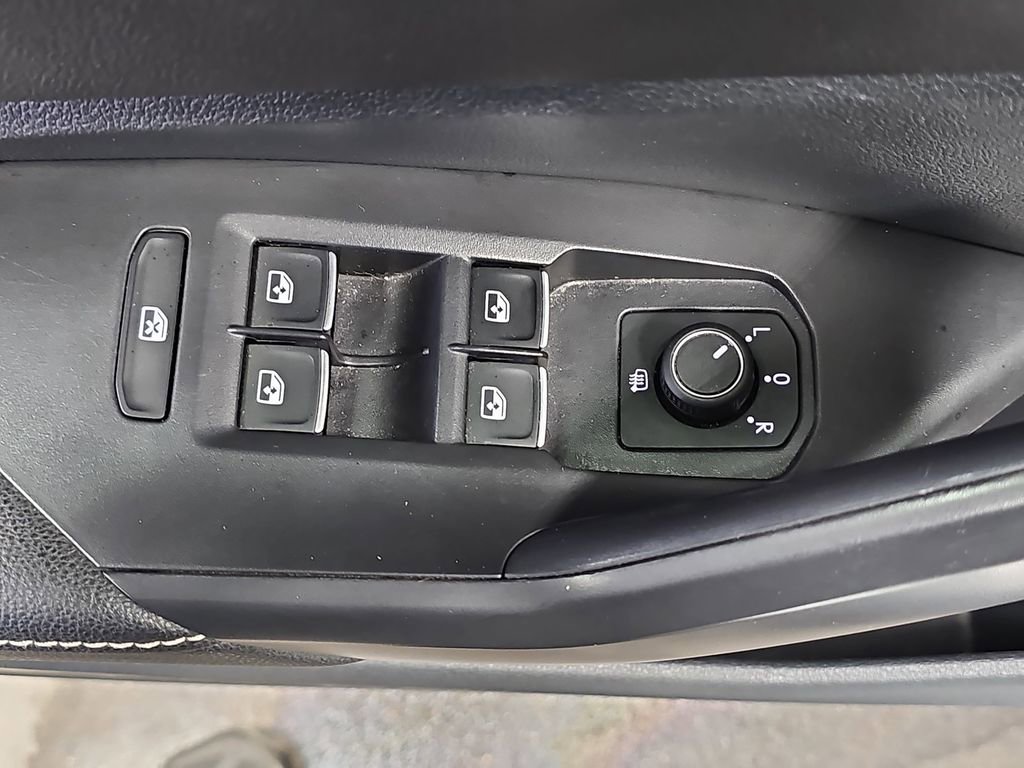 Used 2024 Volkswagen Jetta S image 25