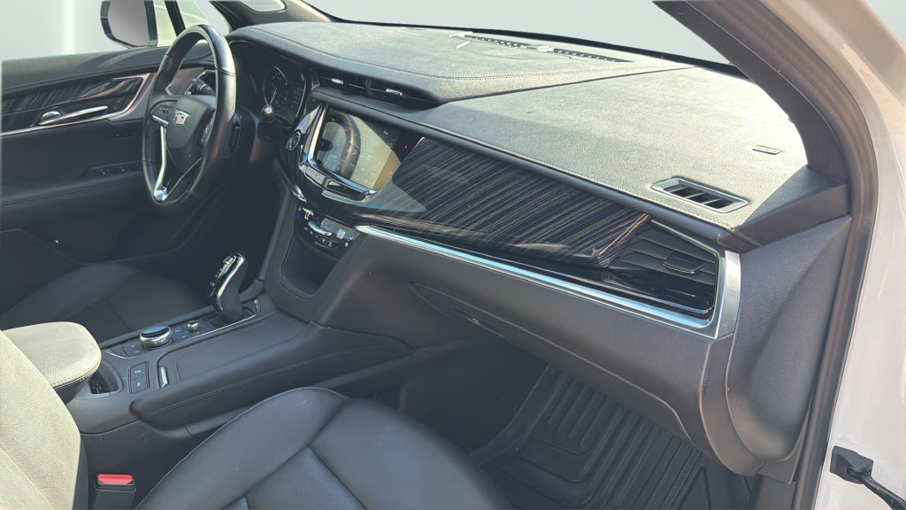 Certified 2024 Cadillac XT6 Premium Luxury FWD image 27