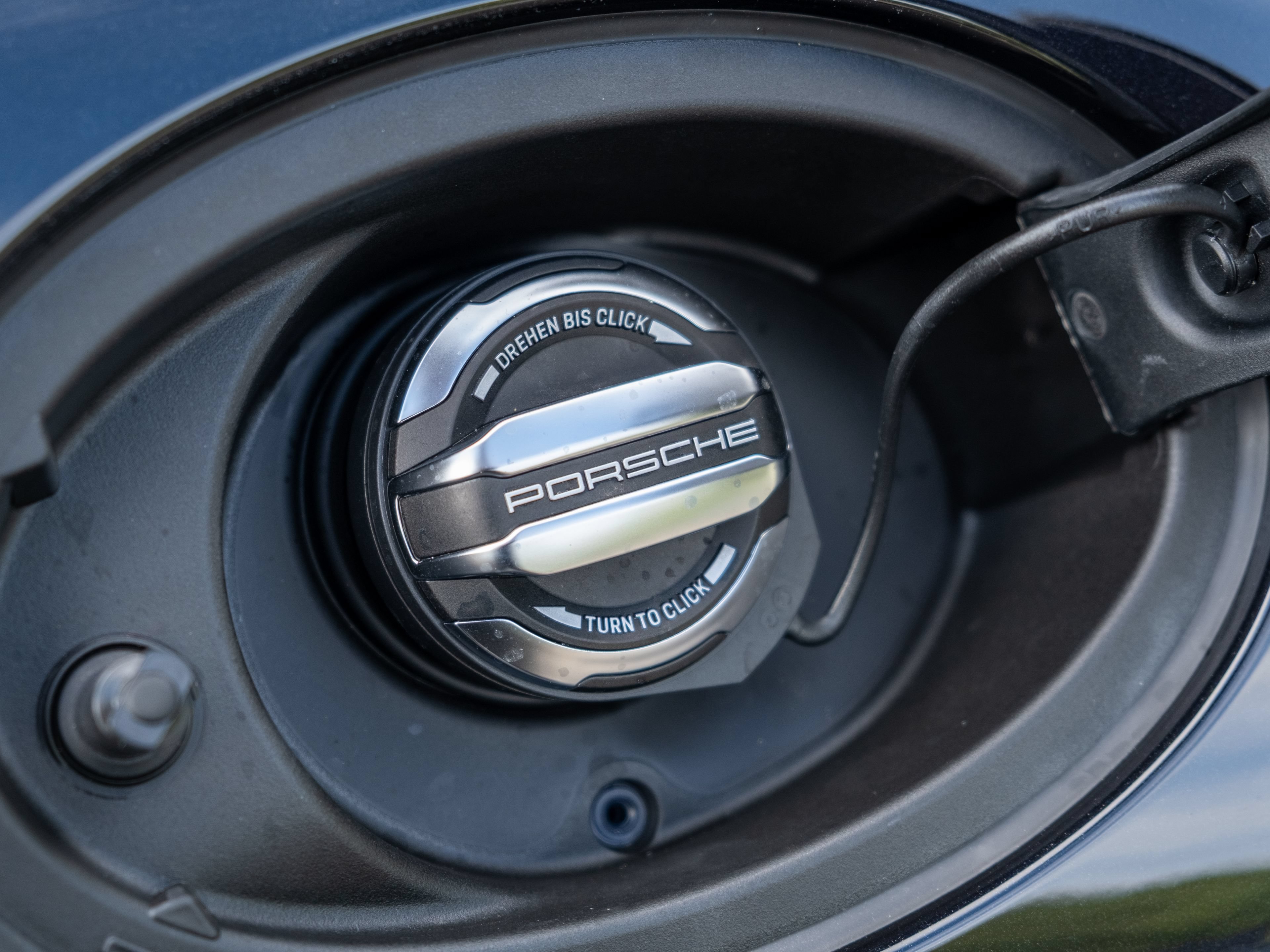 New 2026 Porsche 911 GT3 RWD image 20