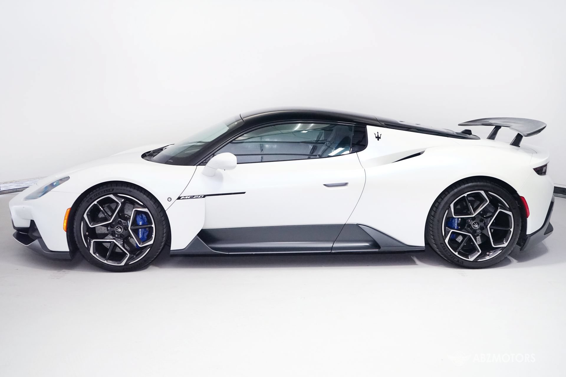Used 2022 Maserati MC20 Coupe RWD image 5