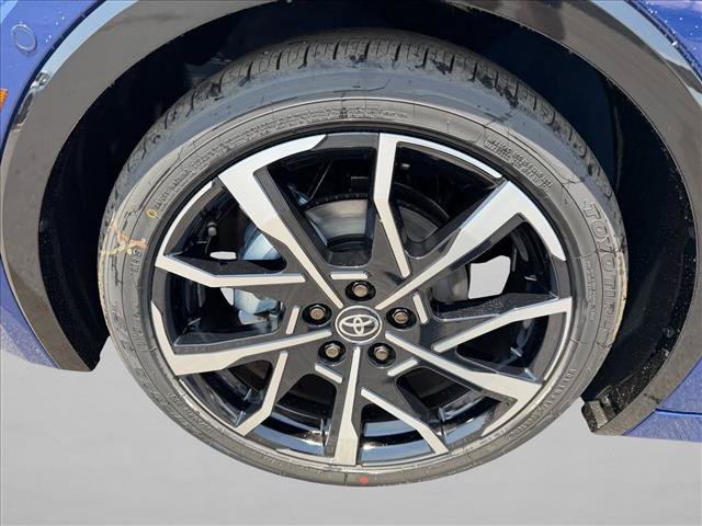 New 2026 Toyota Prius Plug-In Hybrid FWD image 15