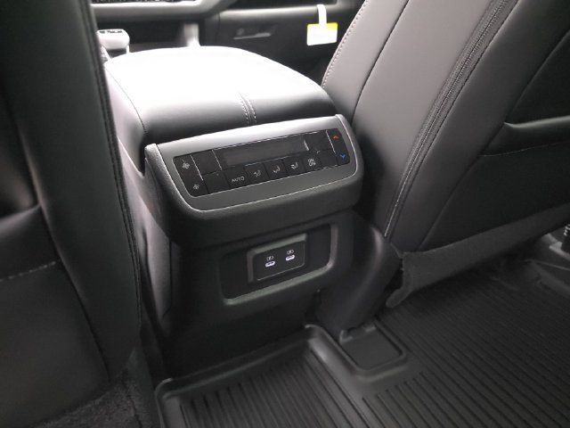 New 2026 Nissan Pathfinder SL w/ SL Premium Package FWD image 38
