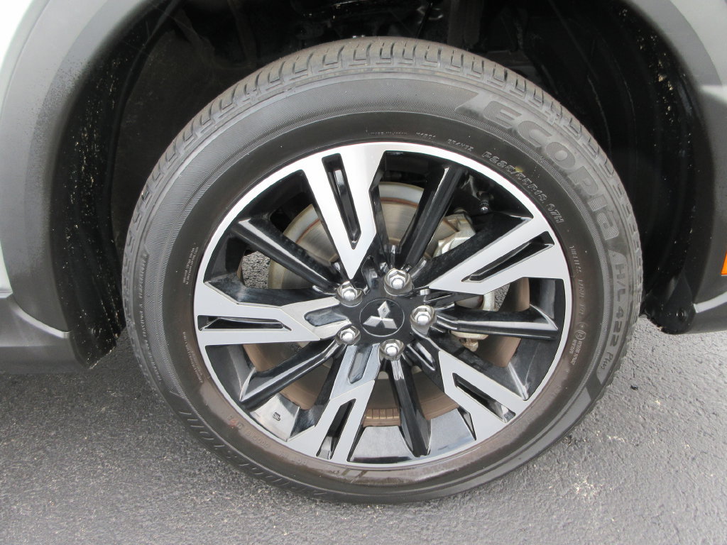 Used 2025 Mitsubishi Eclipse Cross SE AWD/4WD image 9