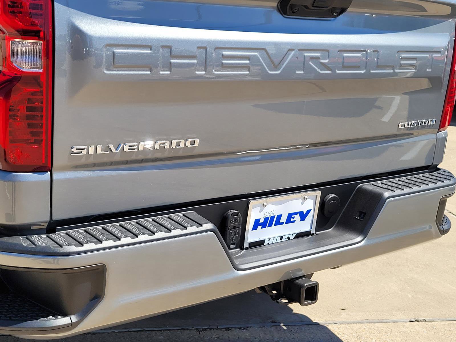 New 2026 Chevrolet Silverado 1500 Custom RWD image 4