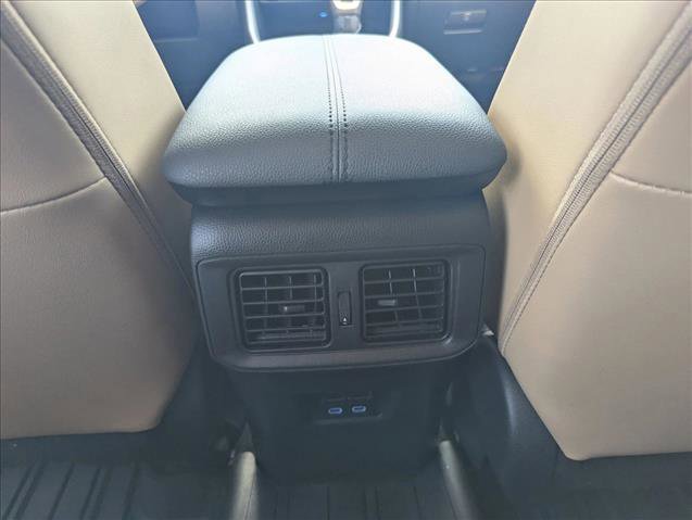 Used 2022 Toyota RAV4 Limited w/ Limited Grade Weather Package AWD/4WD image 17