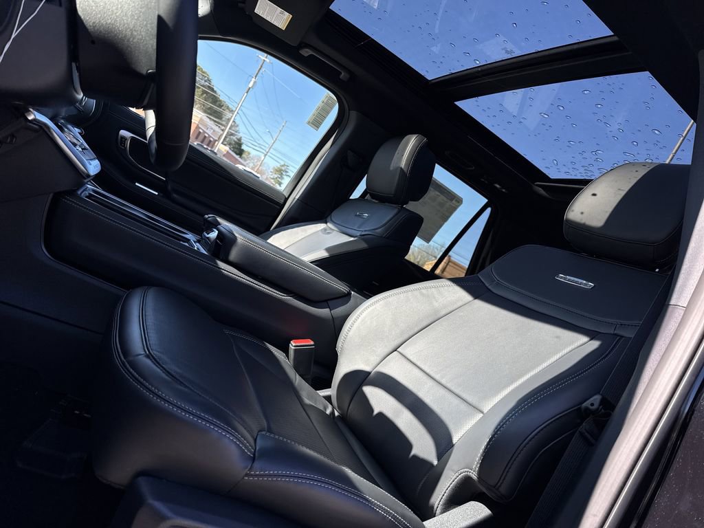 New 2026 Ford Expedition Max Platinum w/ Stealth Appearance Package image 35