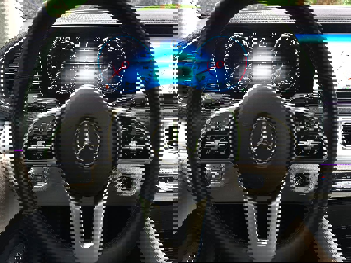 Used 2022 Mercedes-Benz GLS 450 4MATIC image 38