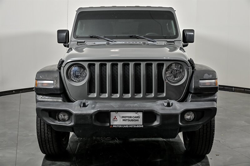 Used 2019 Jeep Wrangler Unlimited Sport AWD/4WD image 4