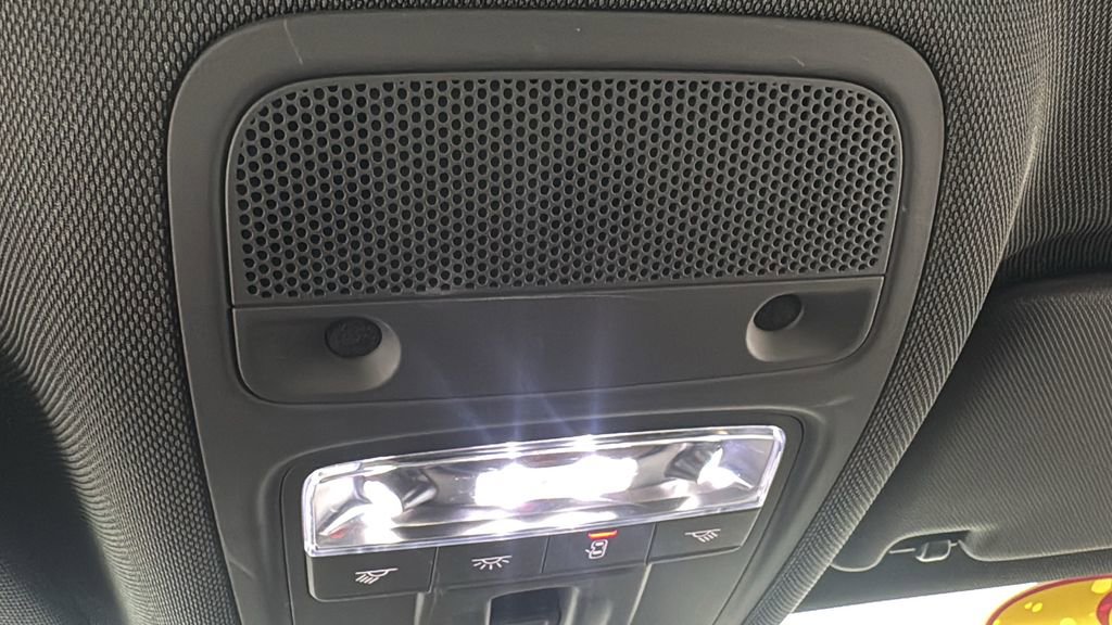 Used 2018 Audi RS 3 w/ Dynamic Plus Package image 30