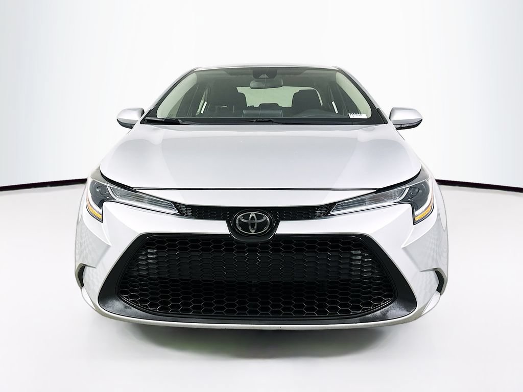 Used 2020 Toyota Corolla LE FWD image 5